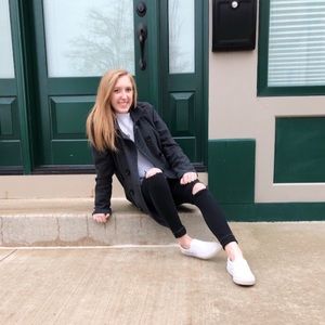 Meet your Posher, Trinity